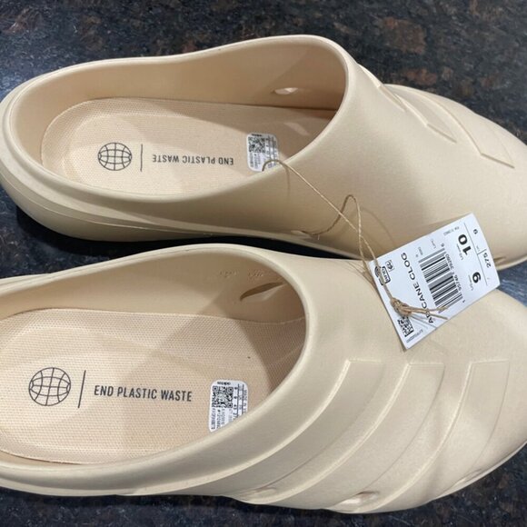 ADIDAS ADICANE CLOGS SLIDES CONFORT TAN COLOR  AESTHETIC SZ 9 MEN WOMAN Sz 10 - Picture 15 of 16